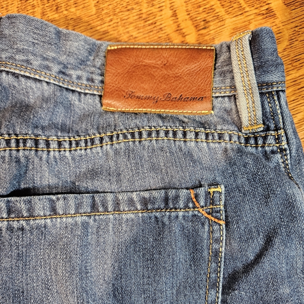 Tommy Bahama Denim Jeans 33x30 - Picture 2 of 9